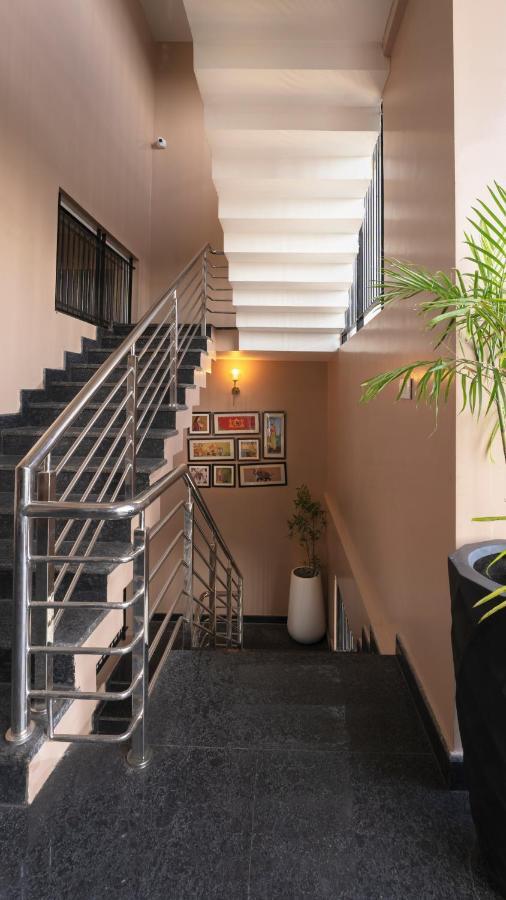 Royal Tusker Luxury Service Apartments مَسّور المظهر الخارجي الصورة